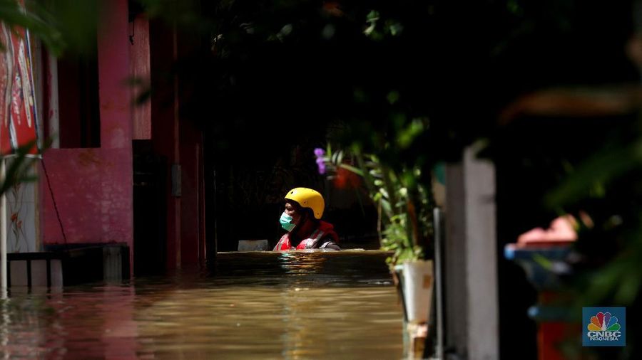 Banjir di Kampung Melayu Jakarta (CNBC Indonesia/Tri Susilo)