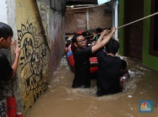 BPBD DKI: 42 RW Terdampak Banjir Jakarta, 1.029 Mengungsi