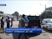 Demonstran Myanmar Luka-Luka Akibat 'Tembakan' Jet Air