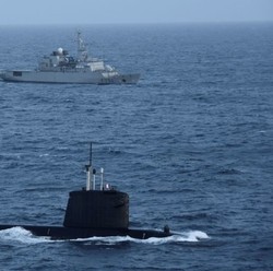 Kapal Selam Prancis Lintasi Laut China Selatan, Ada Apa Nih?