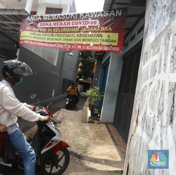 Mengintip Hari Pertama PPKM Mikro Perkampungan DKI Jakarta