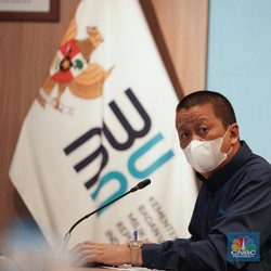 Perusahaan Lagi Susah, Gaji Direksi Garuda Dipangkas 50%