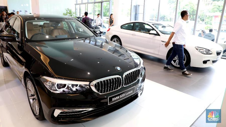 Dealer Mobil (CNBC Indonesia/Muhammad Sabki)