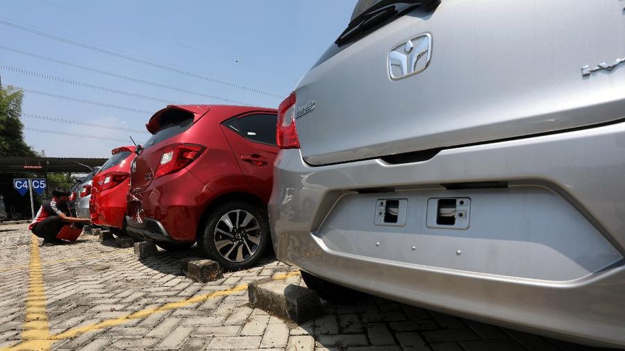 Dealer Penjualan Mobil (CNBC Indonesia/Andrean Kristianto)