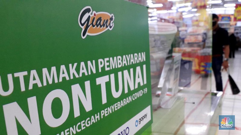 Giant Margo City, Depok (CNBC Indonesia/Tri Susilo)