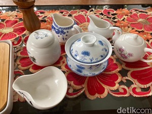 Video: Sensasi Minum Teh dengan Penyajian Gong Fu Cha di Glodok