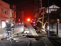Begini Dampak Kerusakan Gempa M 7,2 & Tsunami Jepang