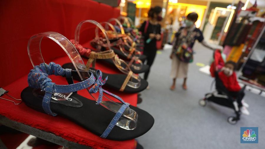 Kain Tenun Ulos Khas Batak (CNBC Indonesia/Andrean Kristianto)
