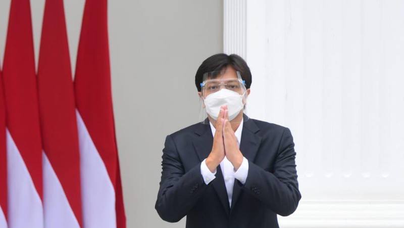 Presiden Joko Widodo (Jokowi) mengumumkan jajaran dewan direksi Lembaga Pengelola Investasi (LPI), dana abadi Indonesia yang bernama Indonesia Investment Authority (INA). (Muchlis Jr - Biro Pers Sekretariat Presiden)