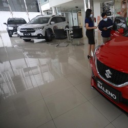 PPnBM 0% Bikin Mobil Laris Manis, Saham Otomotif Siap Ngamuk?