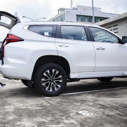 Lusa Sudah April, Diskon Pajak Mobil 2500 cc Sampai di Mana?