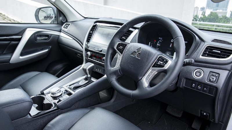 New Pajero Sport facelift 2021 (MMKSI)