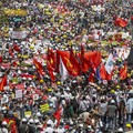 Myanmar Makin Membara, Warga Demo Besar Lawan Militer