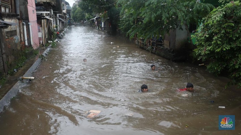 Banjir di Kampung Tebet (CNBC Indonesia/Andrean Kristianto)