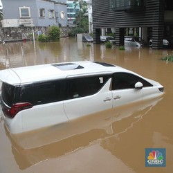 BMKG Beberkan Penyebab Banjir di Jabodetabek Hari Ini