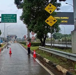 Jakarta Banjir, Sejumlah Gerbang Tol JORR Ditutup