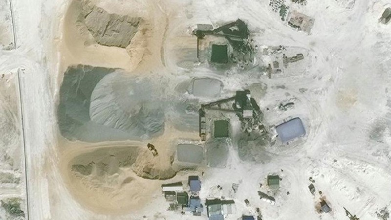 Pangkalan militer di Mischief Reef, April 23, 2020. (dok. CSIS Asia Maritime Transparency Initiative/Digital Globe)