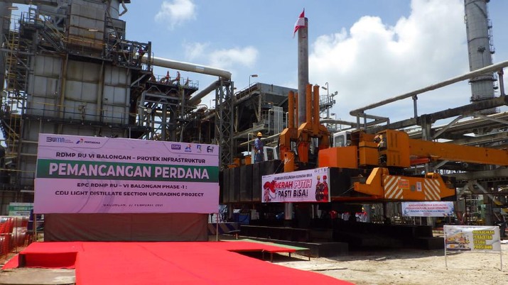 Pemancangan perdana kilang Balongan. (Dok. Pertamina)