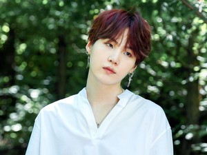 Suga BTS Minta Maaf, Ngaku Mabuk dan Langgar Aturan