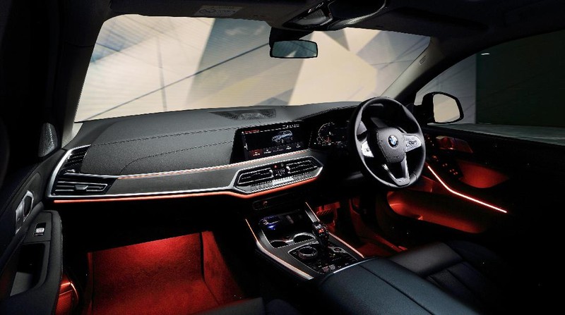 BMW X7 (Dok. BMW Group Indonesia)