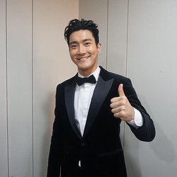 Personel Super Junior Siwon Positif Covid-19