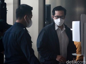 KPK Periksa Legislator PDIP Ihsan Yunus Terkait Dugaan Korupsi APD Kemenkes