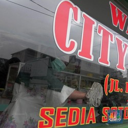 Warteg & PKL Medan Bersiap! Jokowi Beri BLT Uang Rp 1,2 Juta