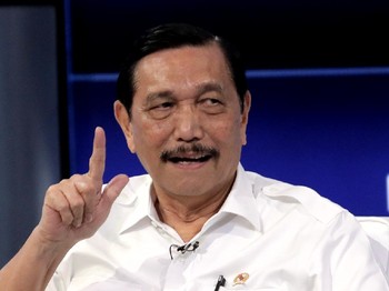 Luhut Geser Posisi Airlangga Tangani 'Ledakan' Covid-19