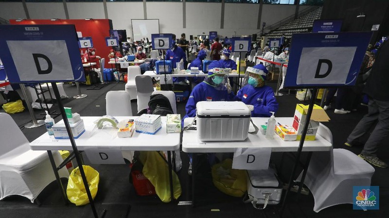 Vaksinasi wartawan. (CNBC Indonesia/Andrean Kristianto)