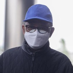 Penampakan Gubernur Sulsel Nurdin Abdullah Tiba di Kantor KPK