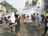 Myanmar Memanas, Polisi Lepas Tembakan-Granat, 1 Tewas