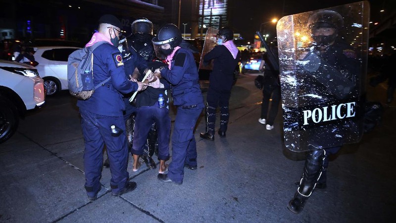 Aksi demo di Thailand. AP/