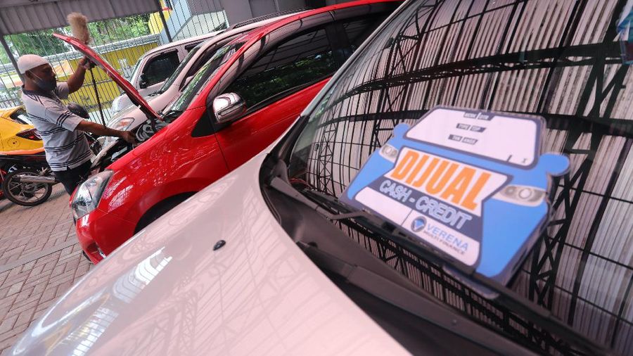 Penjualan Mobil Bekas. (CNBC Indonesia/Andean Kristianto)