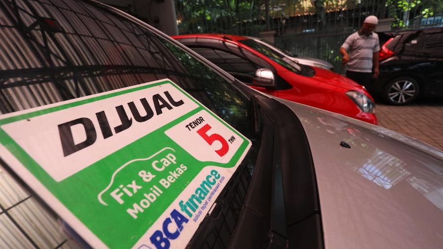 Penjualan Mobil Bekas. (CNBC Indonesia/Andean Kristianto)