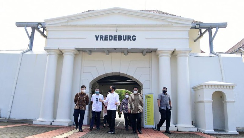 Presiden Jokowi tinjau vaksinasi massal di Kota Yogyakarta, Senin (1/3/2021). (Dok: Muchlis Jr - Biro Pers Sekretariat Presiden)