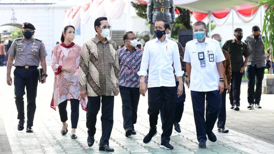 Presiden Jokowi tinjau vaksinasi massal di Kota Yogyakarta, Senin (1/3/2021). (Dok: Muchlis Jr - Biro Pers Sekretariat Presiden)