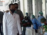 Tinjau Vaksinasi 19.000 Pedagang Jogja, Ini Harapan Jokowi