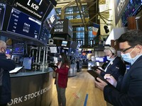 Pasar Ambruk Gara-Gara The Fed, Investor Perlu Panik?