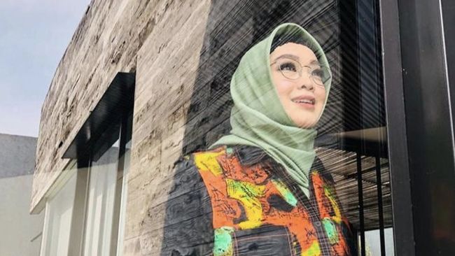 Kronologi Artis Rina Gunawan Meninggal Dunia