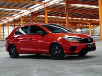 Satupun Tak Terjual! Ini Mobil 'Terkenal' Kurang Laku di RI