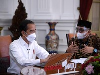 Diam-diam! Jokowi Bareng Sri Mulyani Sidak Kantor Pajak Solo
