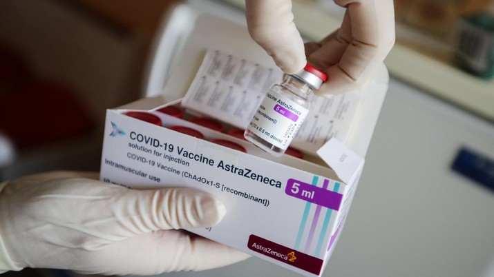 Vaksin AstraZeneca. (AP/Christophe Ena)