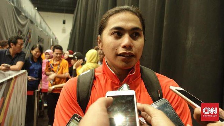 Aprilia Manganang mengalami pergantian status dari perempuan ke laki-laki. (CNN Indonesia/ M Arby Rahmat) Aprilia Manganang mengalami pergantian status dari perempuan ke laki-laki. (CNN Indonesia/ M Arby Rahmat)