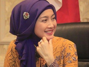 PAN Cari Jodoh Buat Desy Ratnasari