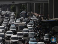 Penampakan Jakarta Macet Saat Hari Pertama PPKM Mikro III