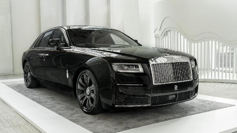 Husein Anis/Rolls-Royce
