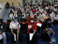 Ini Cara Daftar Vaksinasi Lansia di Istora Senayan via HP