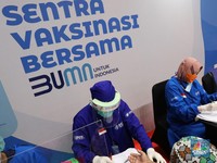 Sentra Vaksin Medan Ditargetkan Kurangi Risiko Covid-19