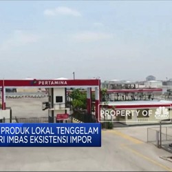 Duh! Gemar Impor, Pejabat  Pertamina Dipecat Jokowi