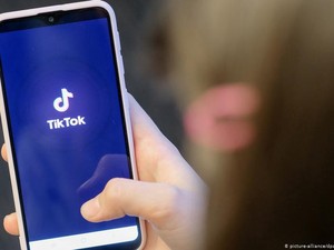 China Blokir Konten Influencer yang Gemar Pamer Harta di Media Sosial